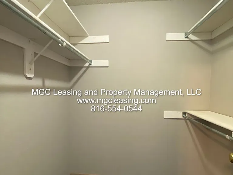 1009 Garden Dr — Photo 17