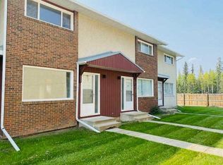 441 Switzer Dr #20, Hinton, AB T7V1Z7