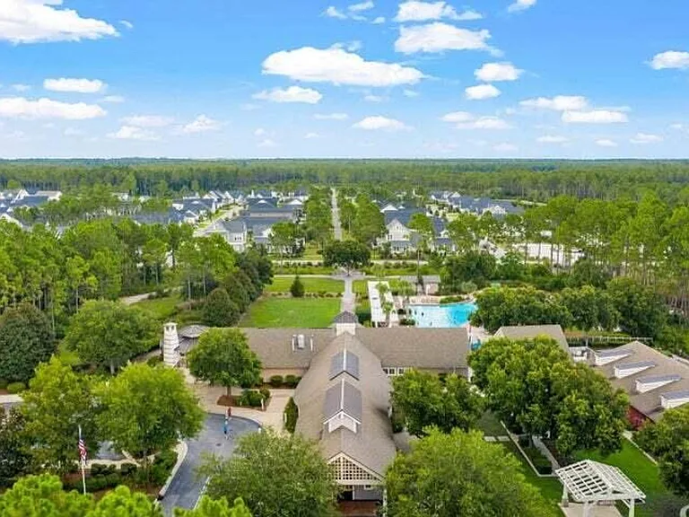 323 Suwannee Dr #72A — Photo 32