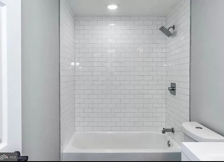 2200 N Bouvier St #2 — Photo 28