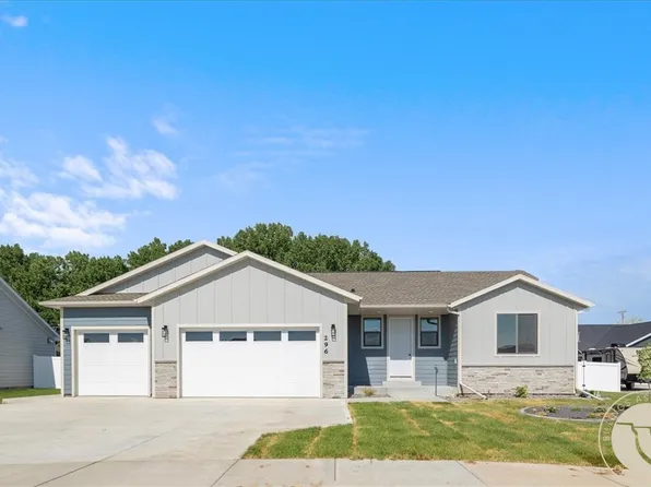 296 Light Stream Ln, Billings, MT 59106