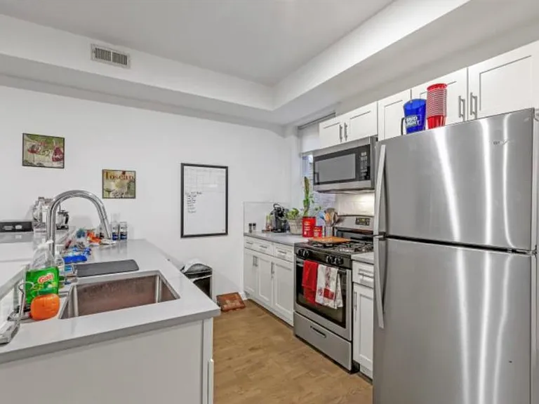 528 N 34th St #2 — Photo 5