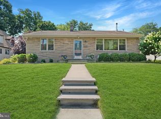 717 W Helena Ave, Somerdale, NJ 08083