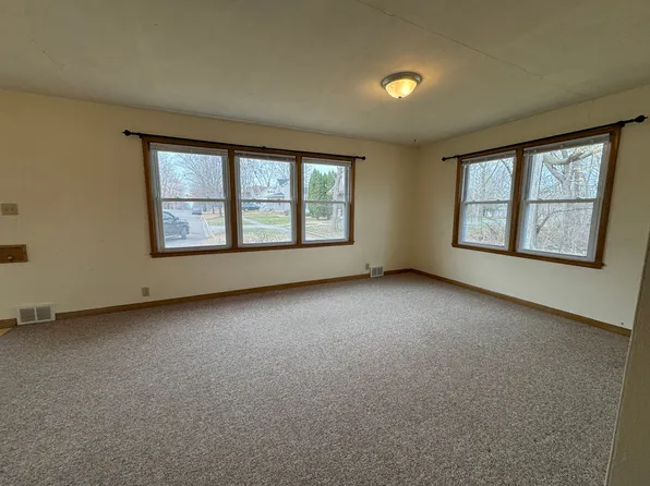 (undisclosed Address), Owatonna, MN 55060