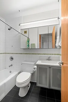 Rented by Corcoran | media 11