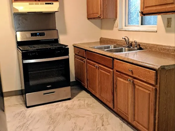 3305 W Run Rd, Homestead, PA 15120