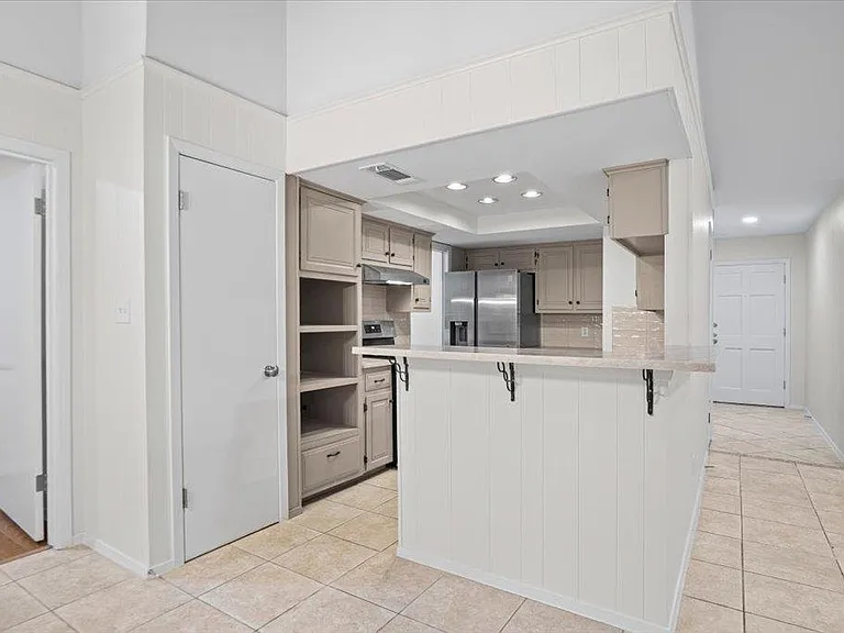 7603 Brookhollow Cv — Photo 4