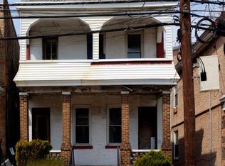 613 Garfield Ave, Jersey City, NJ 07305