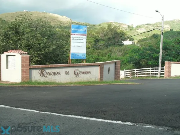 713 Josa Marti #J12, Guayama, PR 00784