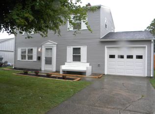 5142 Fairlane Rd, Columbus, OH 43207