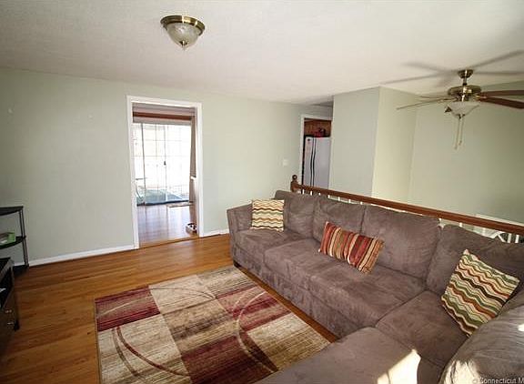 Looking through to the dini...