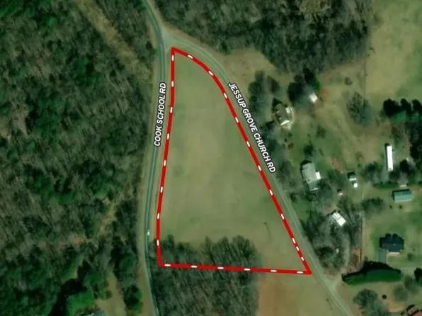 100-186 Jessup Grove Church Rd, Pilot Mountain, NC 27041