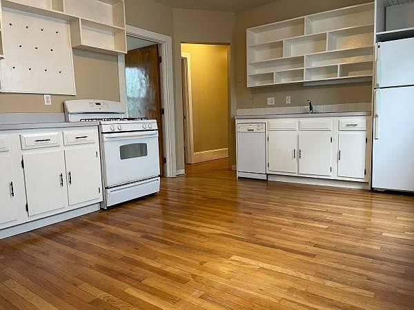 1st image of 266-268 Western Ave #2