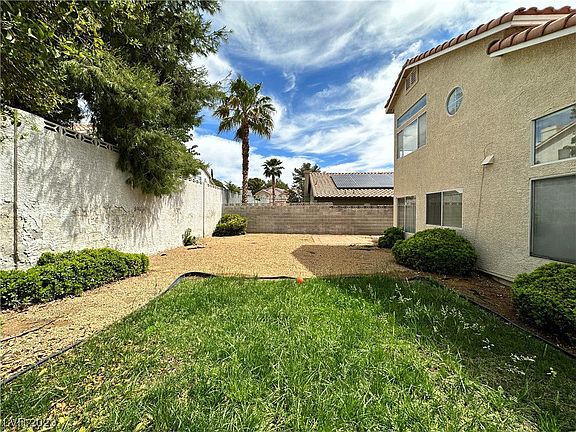 3rd image of 1805 Scenic Sunrise Dr #0