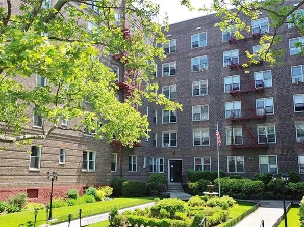 6801 Shore Rd APT 2F, Brooklyn, NY 11220