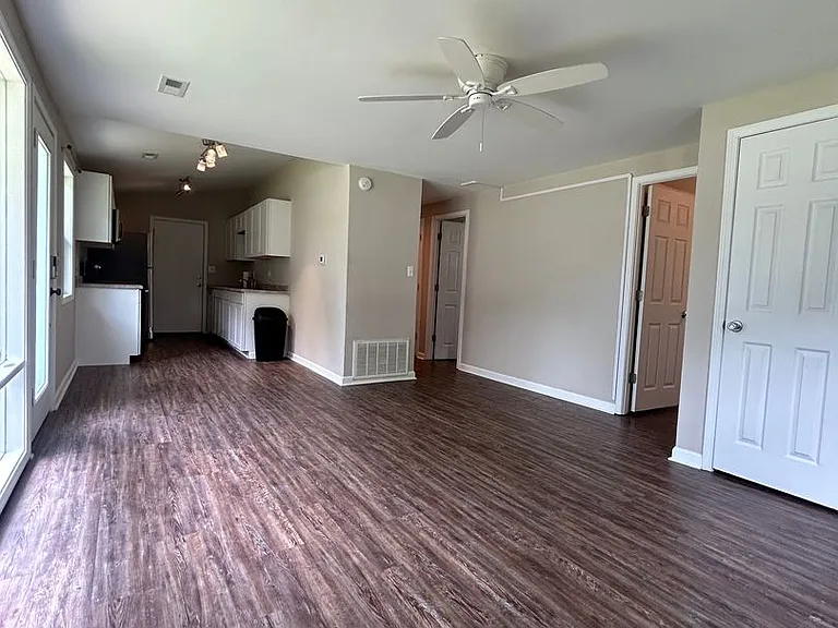 4536 Walter Ave — Photo 4