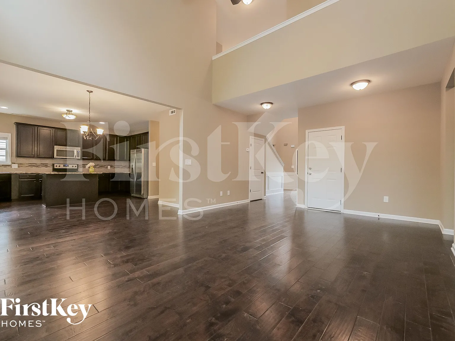 4 bed, 3.0 bath, 2878 sqft, $2,915 — Photo 3