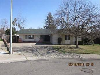 1st image of 6812 Oaklawn Way