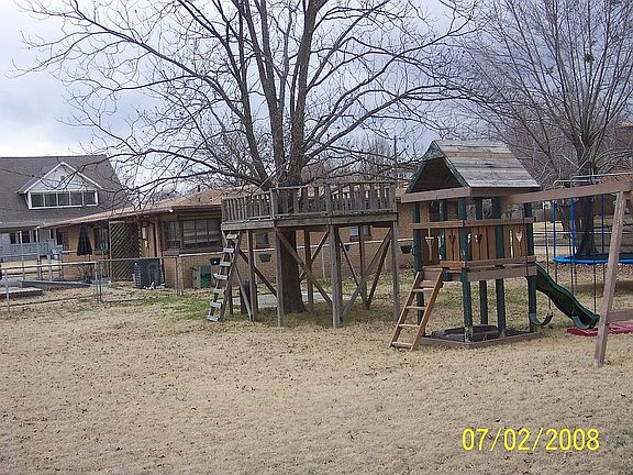 Huge fenced in yards