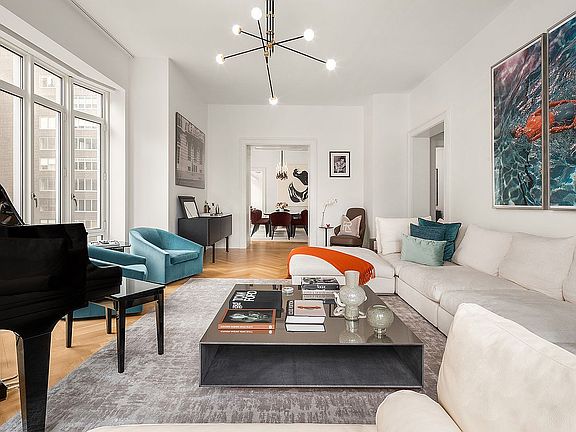 2nd image of 520 Park Ave #17