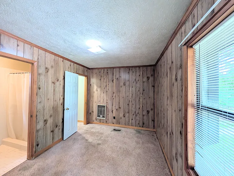 464 County Road 1466 — Photo 5