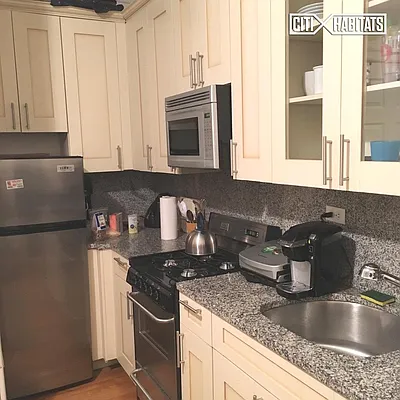 Rented by Citi Habitats | media 31