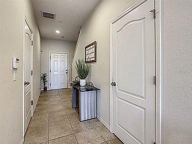 3rd image of 54 Zamora Pl