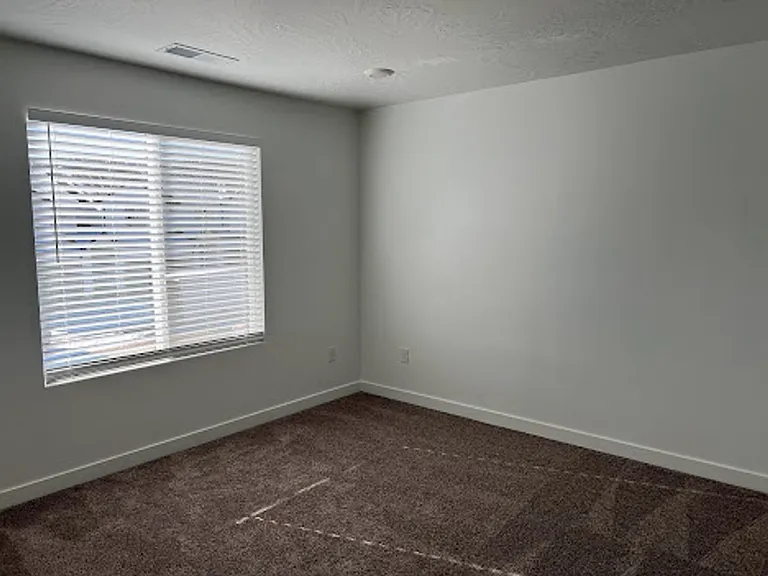 2943 W Ezra Dr — Photo 15