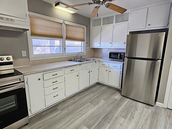 5th image of 1519 E 43rd St