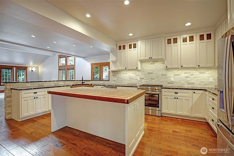 2nd image of 22414 Bulson Road