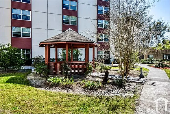 400 NW 1st Ave — Photo 4