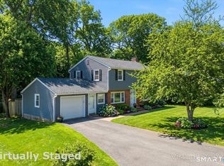 182 Bel Aire Dr, Groton, CT 06355