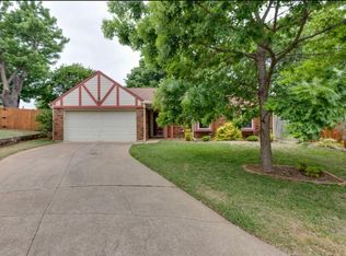 1810 Leafwood Ct, Grapevine, TX 76051