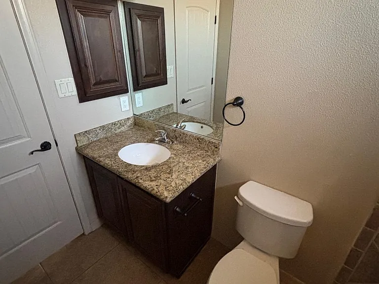 1427 N Avenida Serenidad Ave — Photo 17