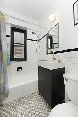 Sold by Level Group | media 12