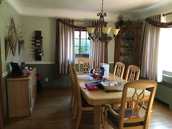 4th image of 15617 Normandy Ave