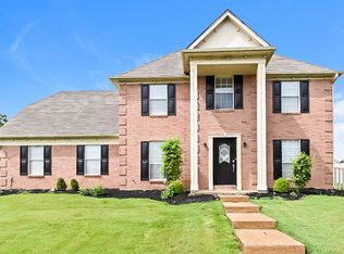 12800 Fox Ridge Ln, Olive Branch, MS 38654