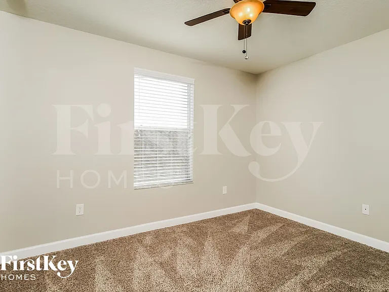 3542 Cortland Dr — Photo 10