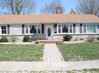 234 N Carrollton St, White Hall, IL 62092