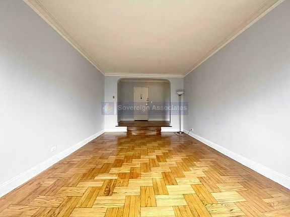 3rd image of 499 Fort Washington Ave APT 5D