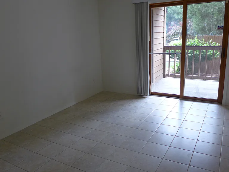 2892 Shadow Creek Dr #E103 — Photo 6