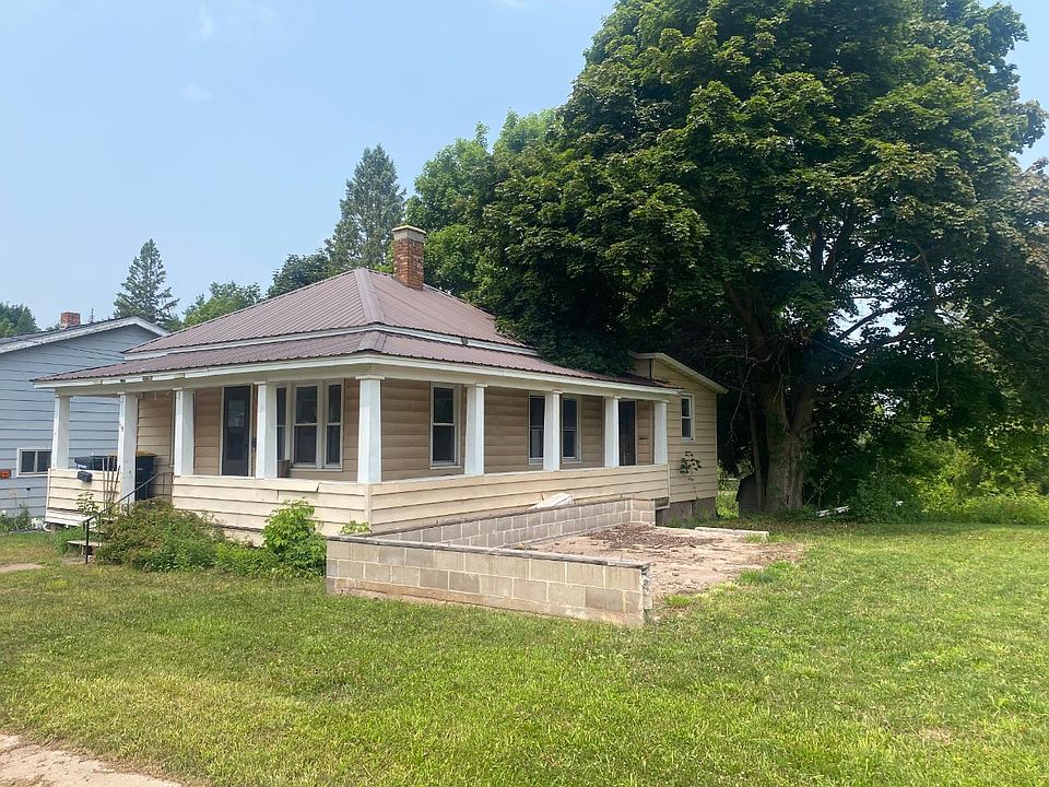 118 1st Ave, Bessemer, MI 49911 Zillow