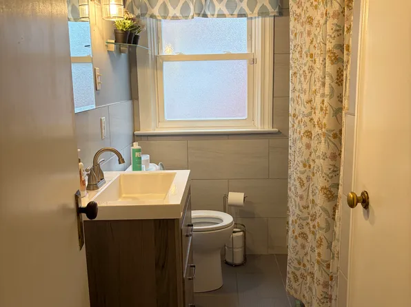 (undisclosed Address), Erie, PA 16509