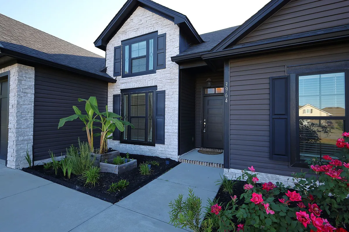 Building Photo - 3964 Crusader Ct