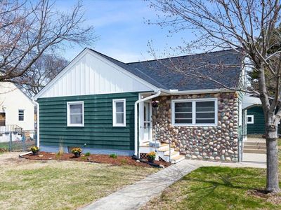 240 13th Ave N, South Saint Paul, MN, 55075