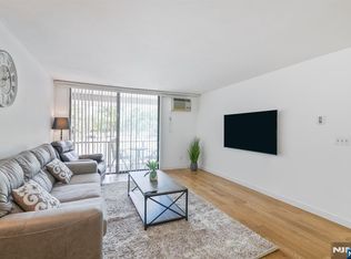 462 Liberty St #C, Little Ferry, NJ 07643