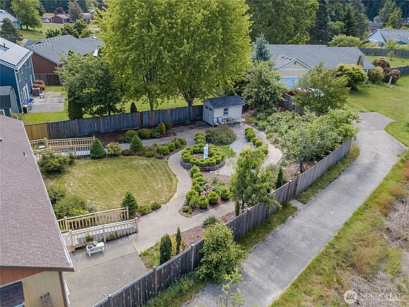 4th image of 1015 Rockcress Drive SE