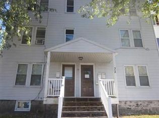 32 E Main St APT 2R, Webster, MA 01570