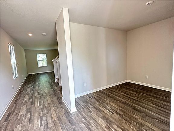 3rd image of 288 Indian River Dr