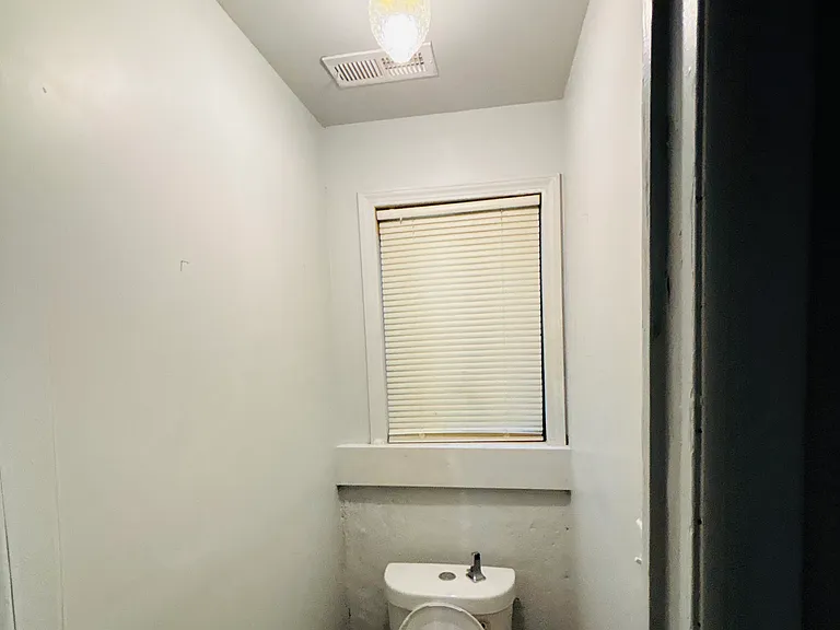 2910 Prospect St — Photo 23
